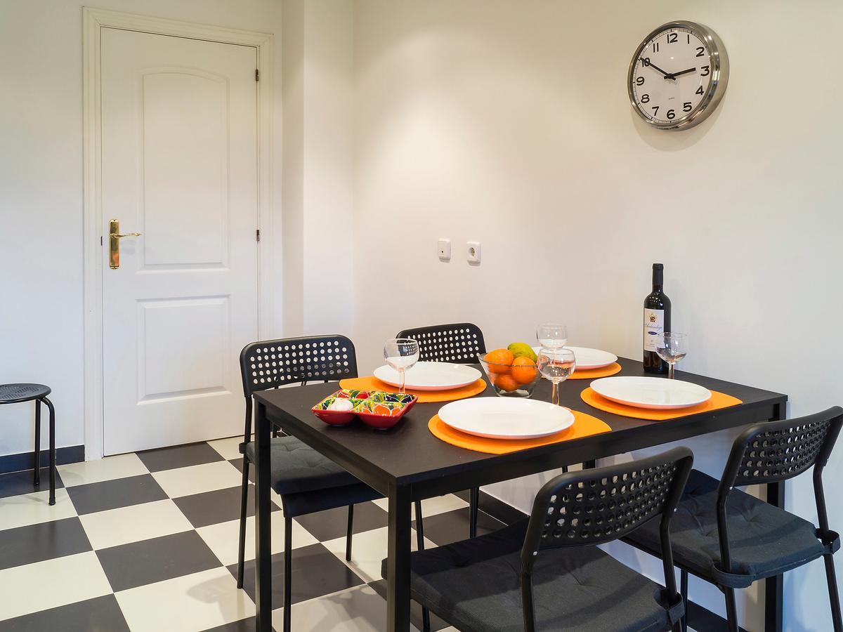Los Almendros Apartment
